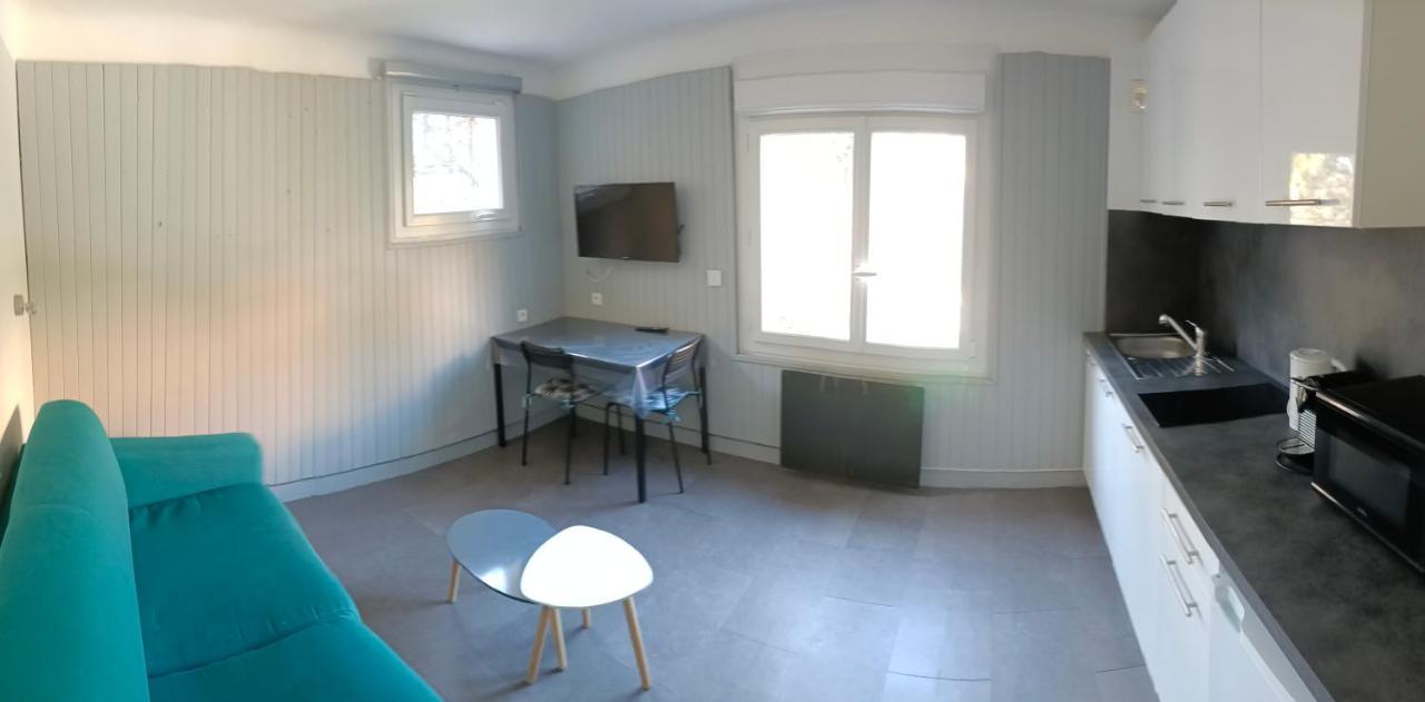 Studio Bormes Village Екстер'єр фото